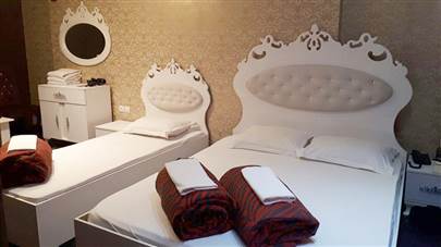 اتاق سه تخته هتل کاسپین تبریز